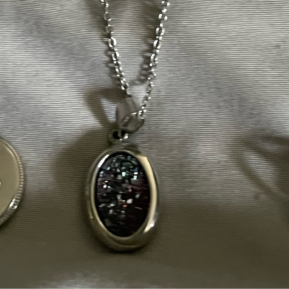 Lia sophia necklace. Like new